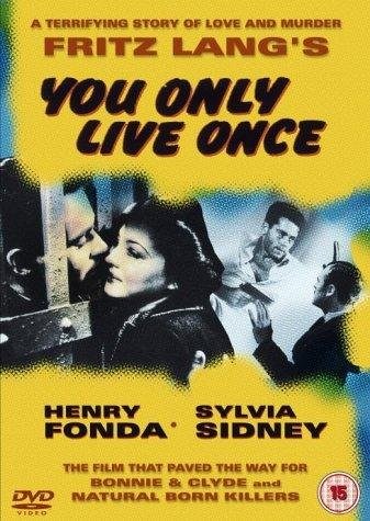 Poster de SÓLO SE VIVE UNA VEZ