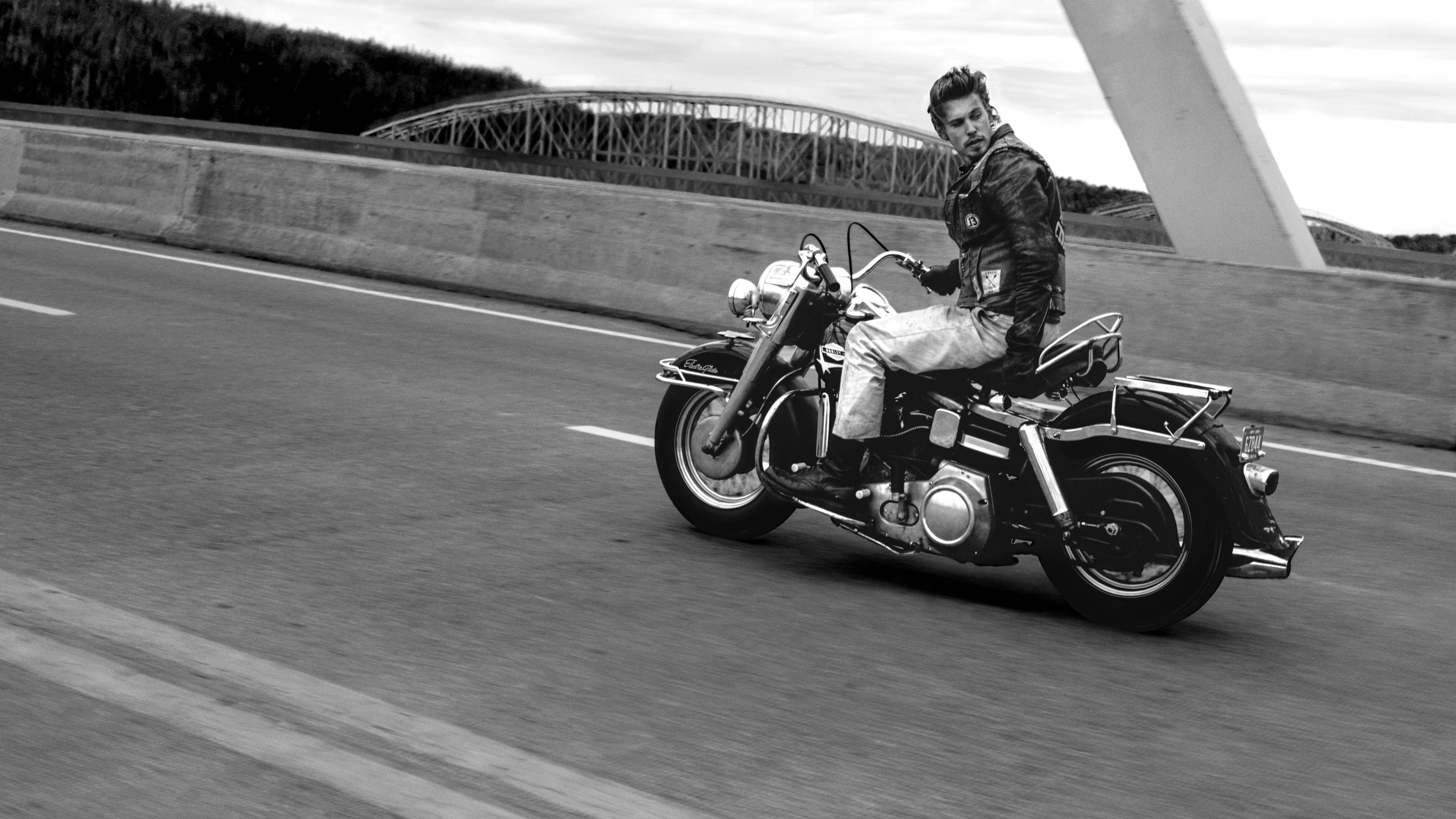 Foto de BIKERIDERS. LA LEY DEL ASFALTO