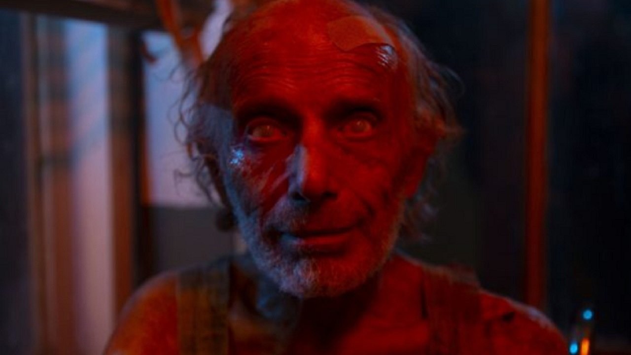 Foto de THE DARKNESS OF THE ROAD