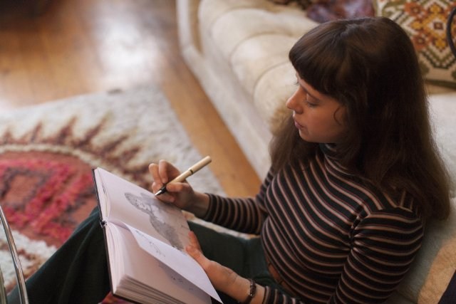 Foto de THE DIARY OF A TEENAGE GIRL