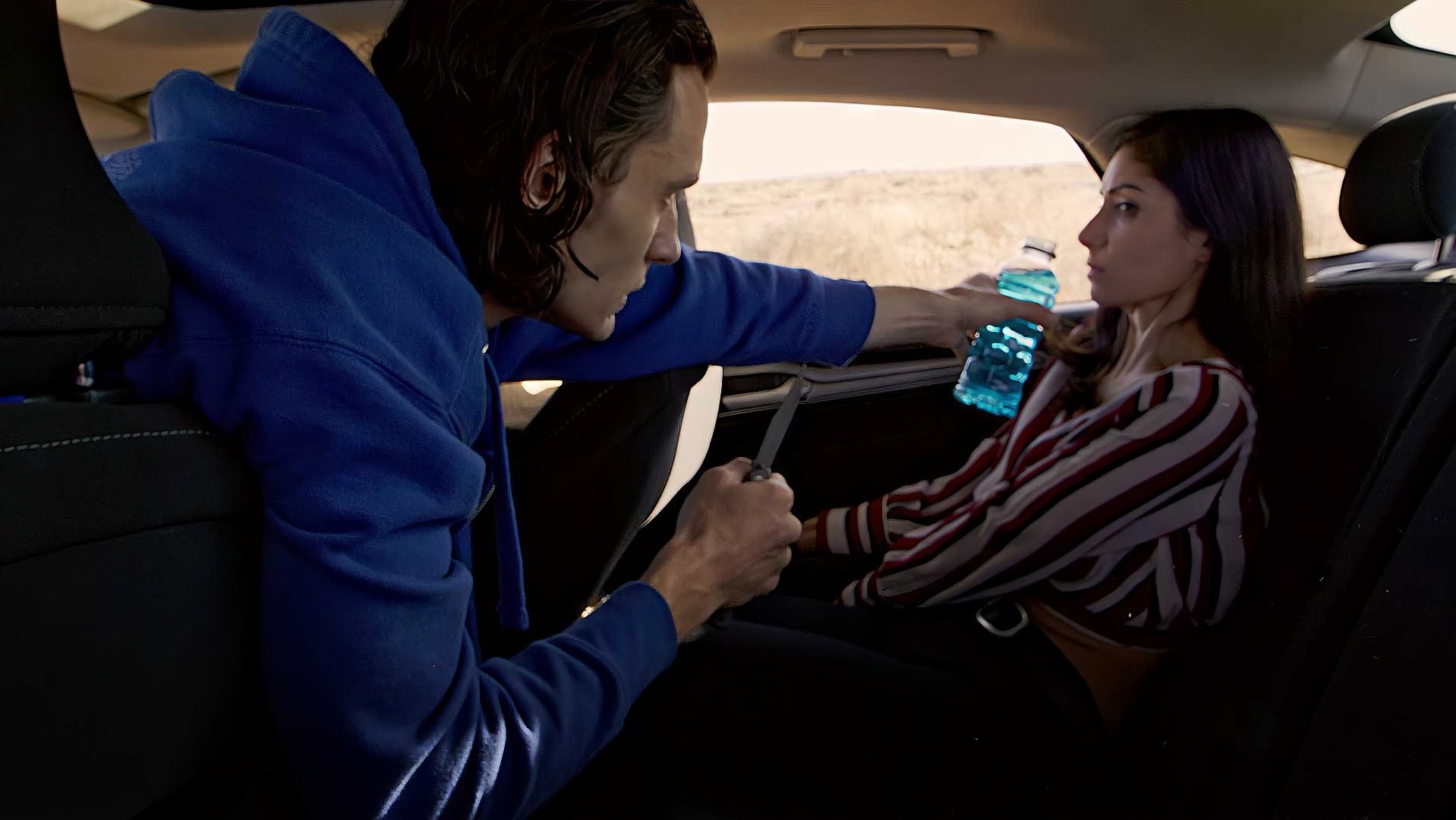 Foto de THE GIRL IN THE BACKSEAT