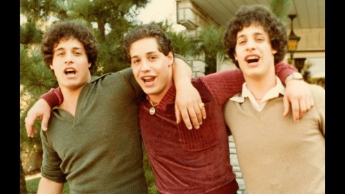 Foto de TRES IDÉNTICOS DESCONOCIDOS