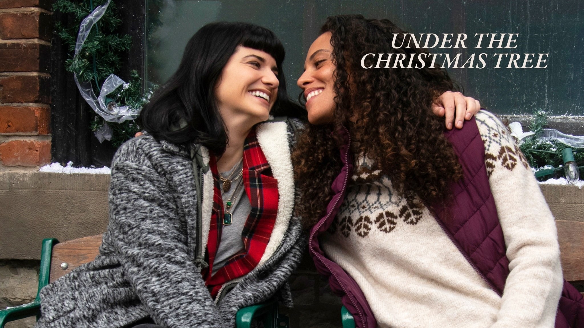 Foto de UNDER THE CHRISTMAS TREE