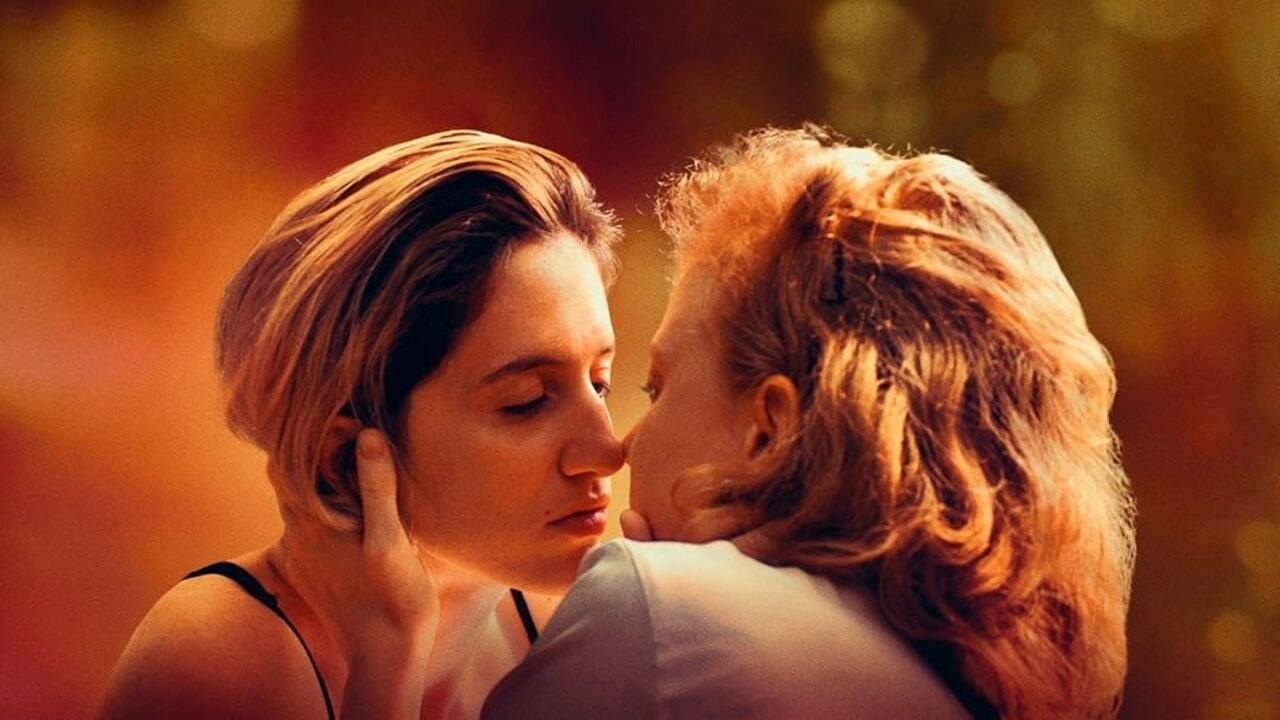 Foto de UPON HER LIPS: GIRL POWER