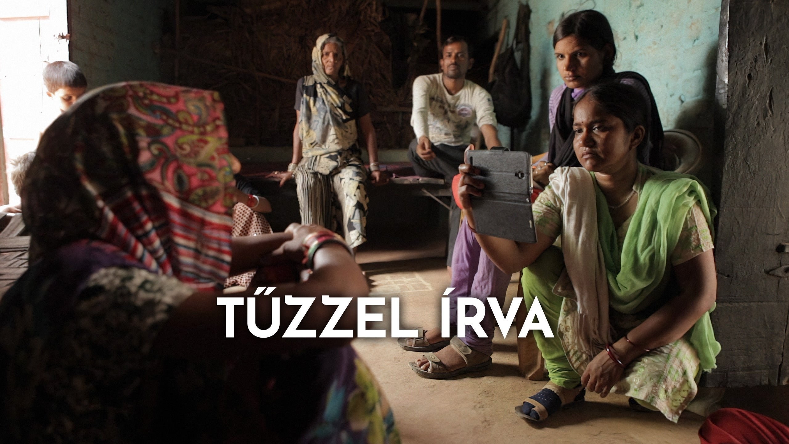 Foto de WRITING WITH FIRE