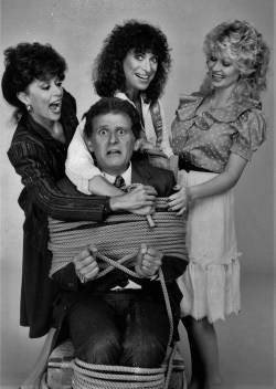 9 to 5