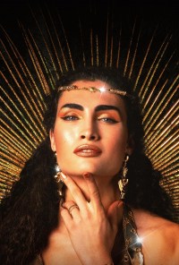 Cris Miró (Ella)