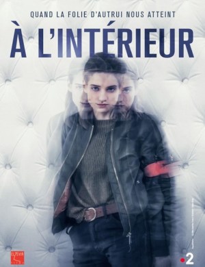À l'intérieur