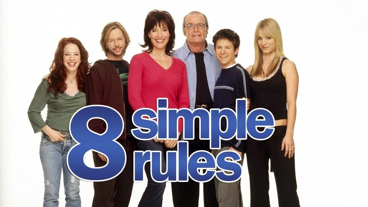 Foto de 8 Simple Rules ...