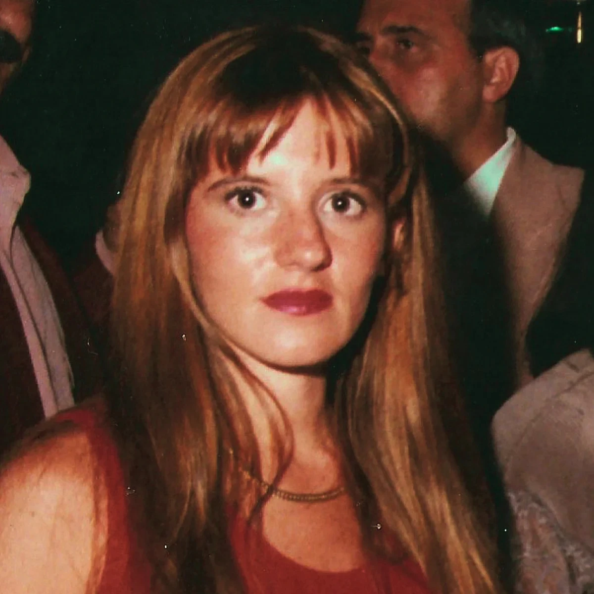 Foto de Angi: Fake Life, True Crime