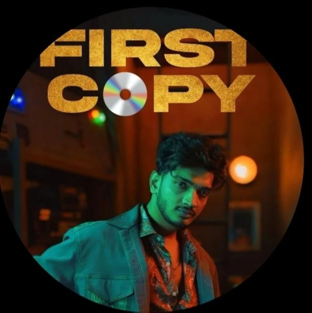 Poster  de First Copy