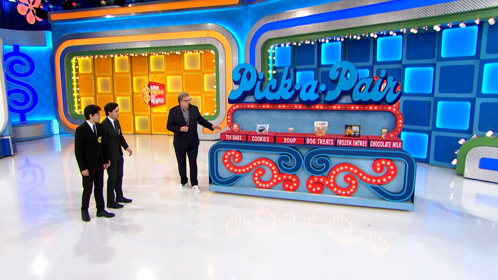 The price is right at night cine