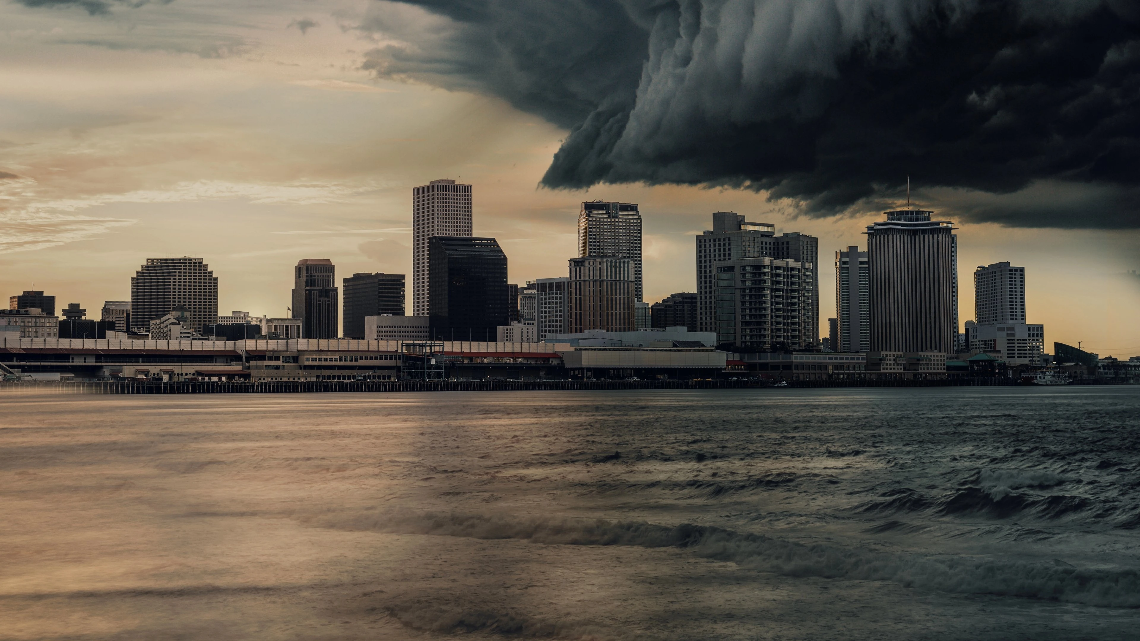 Foto de Hurricane Katrina: Race Against Time