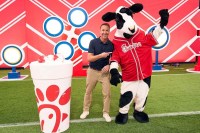 Serie Play It Forward