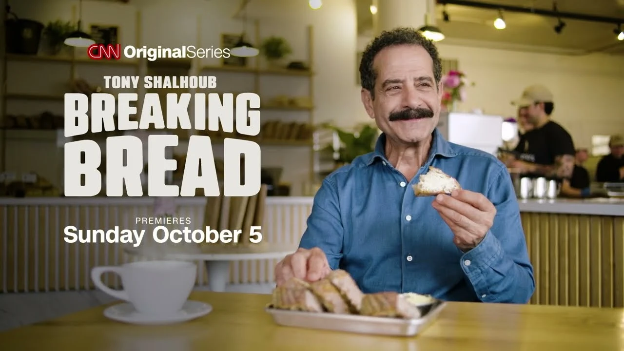 Foto de Tony Shalhoub Breaking Bread