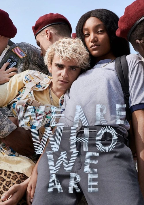 Poster  de la temporada 1 de We Are Who We Are
