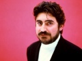 Alfred Molina