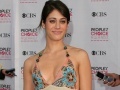 Lizzy Caplan