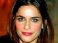 Amanda Peet