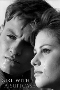 Película Girl with a Suitcase