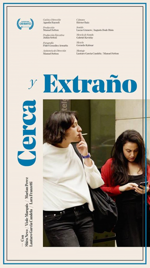 Cerca y Extraño