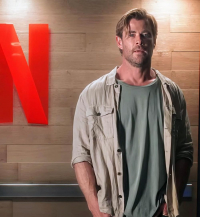 Chris Hemsworth and Arnold Schwarzenegger: Elevator Ride