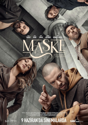 Maske: Nezaketle Tebessüm Maske: Nezaketle Tebessüm