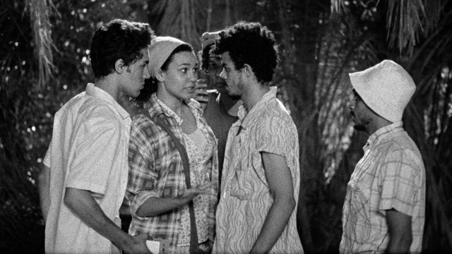 Al este del medio día