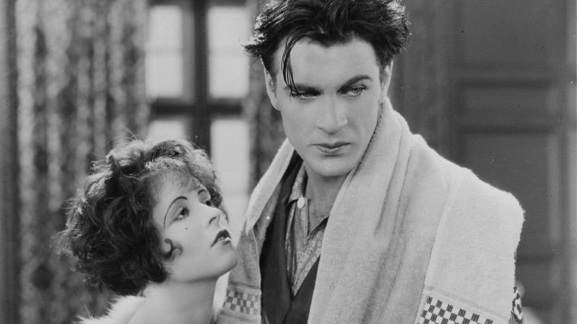 Película peliculas2/46289/fondo_640.jpg