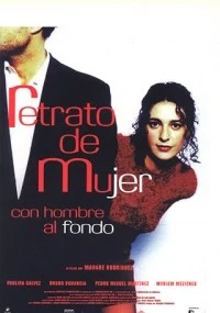 Retrato de mujer con hombre al fondo