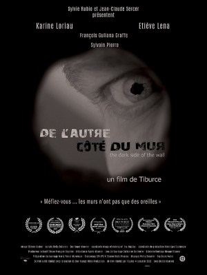 De l'autre côté du mur